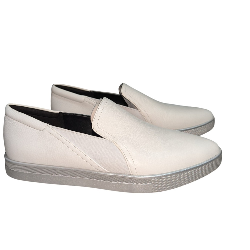 Naturalizer Tyra Slip-On Shoes, Women's Size 7W, White NEW W/O Box B1